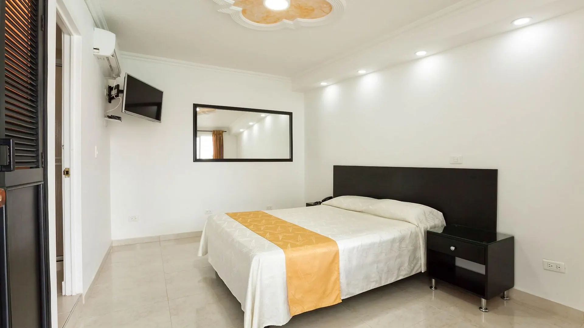 Hotel La Luna Santiago de Cali 3*,  Colombia